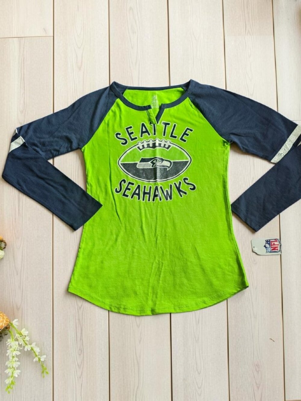 NWT NFL (L-14) Girls SEAHAWKS V Neck LS Glitter Accent Football Top